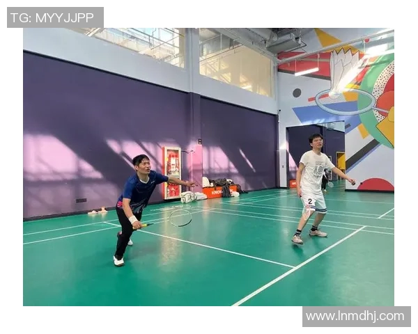 羽毛球战术解析:探秘北京羽毛球队的防守反击体系与实战应用